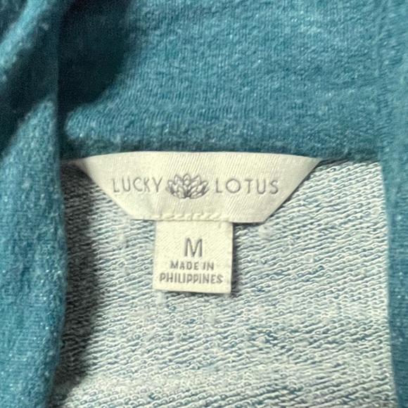 Lucky Lotus Teal Drapey Snap Front Button Viscose Cardigan Sweater Size Medium - Picture 5 of 6